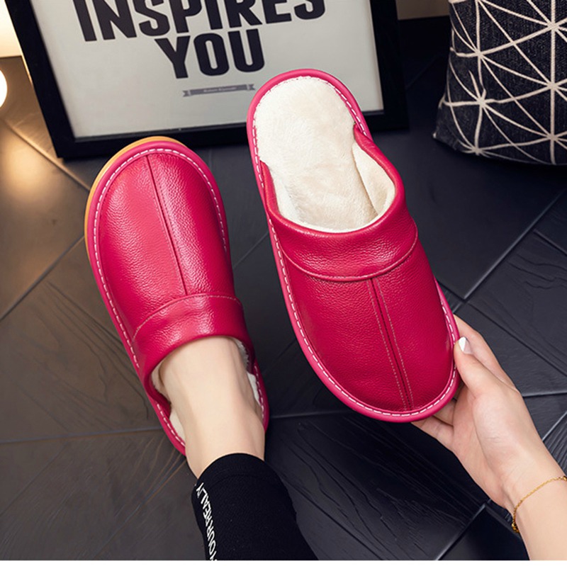 Leather slippers with a soft and lightweight top layer made of cowhide, convenient to wear in spring and autumn for home use