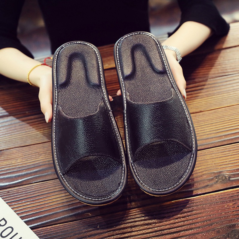 Leather slippers with a soft and lightweight top layer made of cowhide, convenient to wear in summer at home