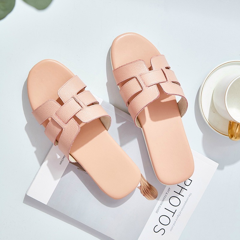 Leather slippers with a soft and lightweight top layer made of cowhide, convenient to wear in summer at home